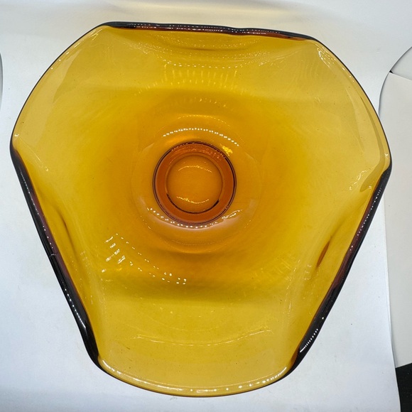 Vintage Anchor Hocking Amber Triangular Chip Bowl - Picture 4 of 8